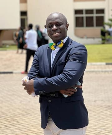 Dr. Emmanuel Effah
